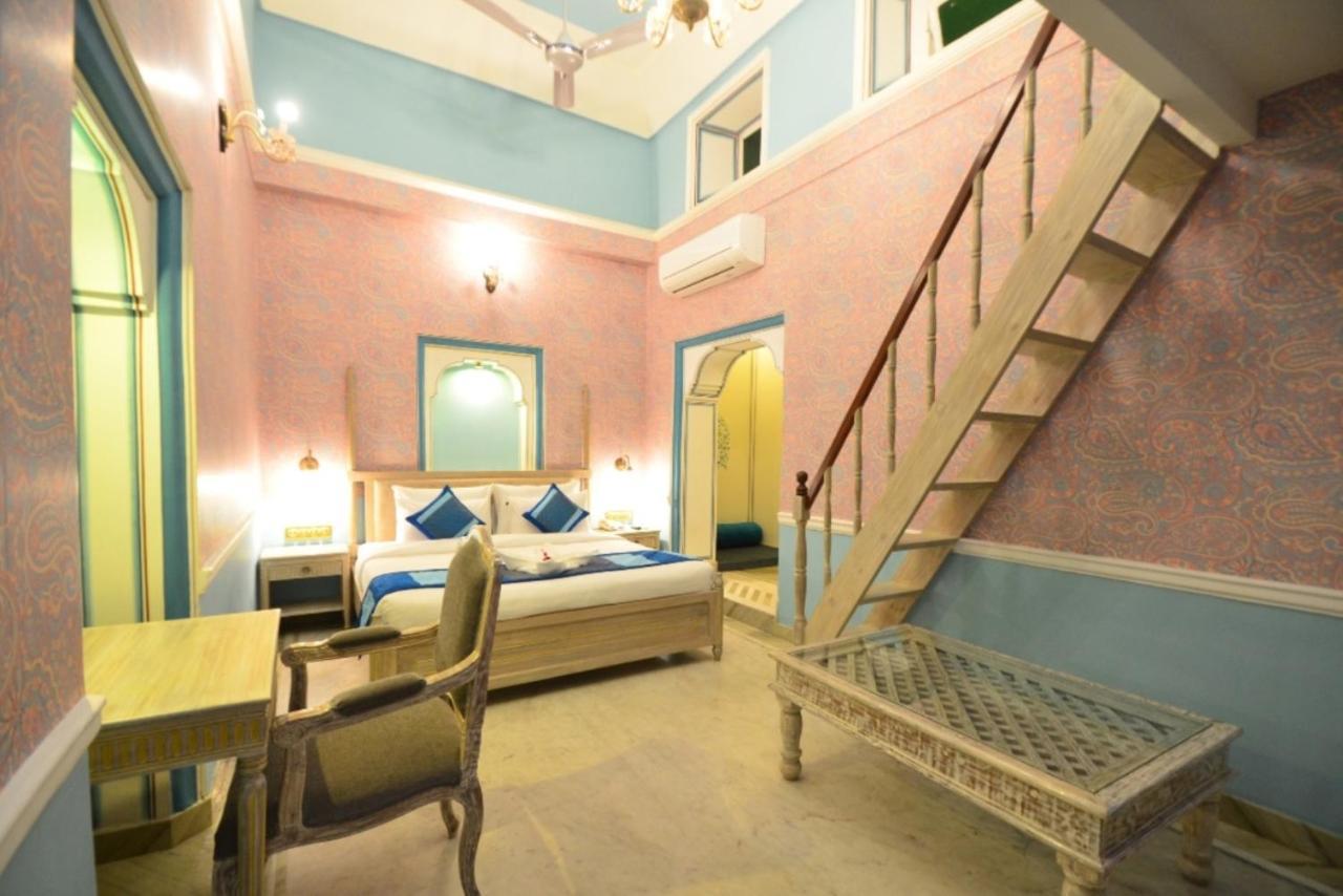 Nirbana Palace - A Heritage Hotel And Spa Jaipur Exteriör bild