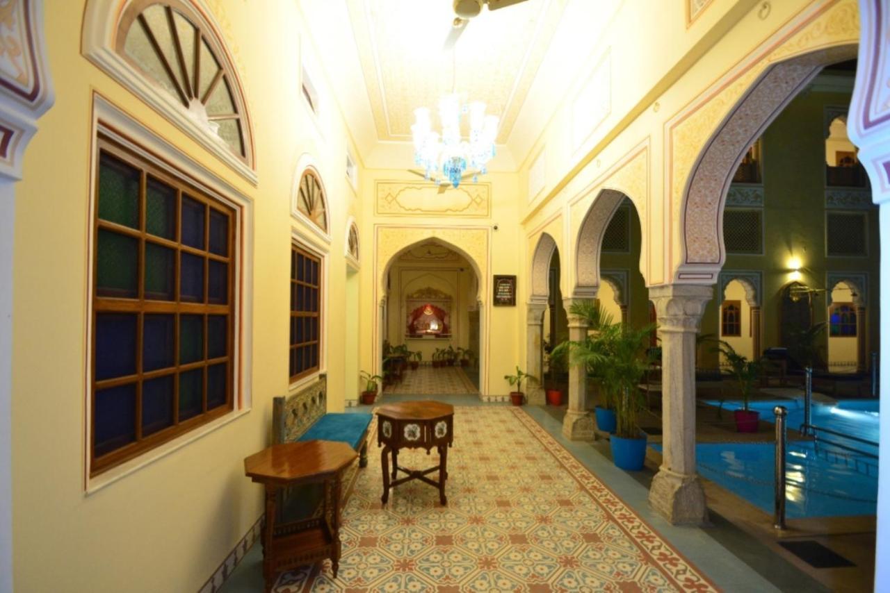 Nirbana Palace - A Heritage Hotel And Spa Jaipur Exteriör bild