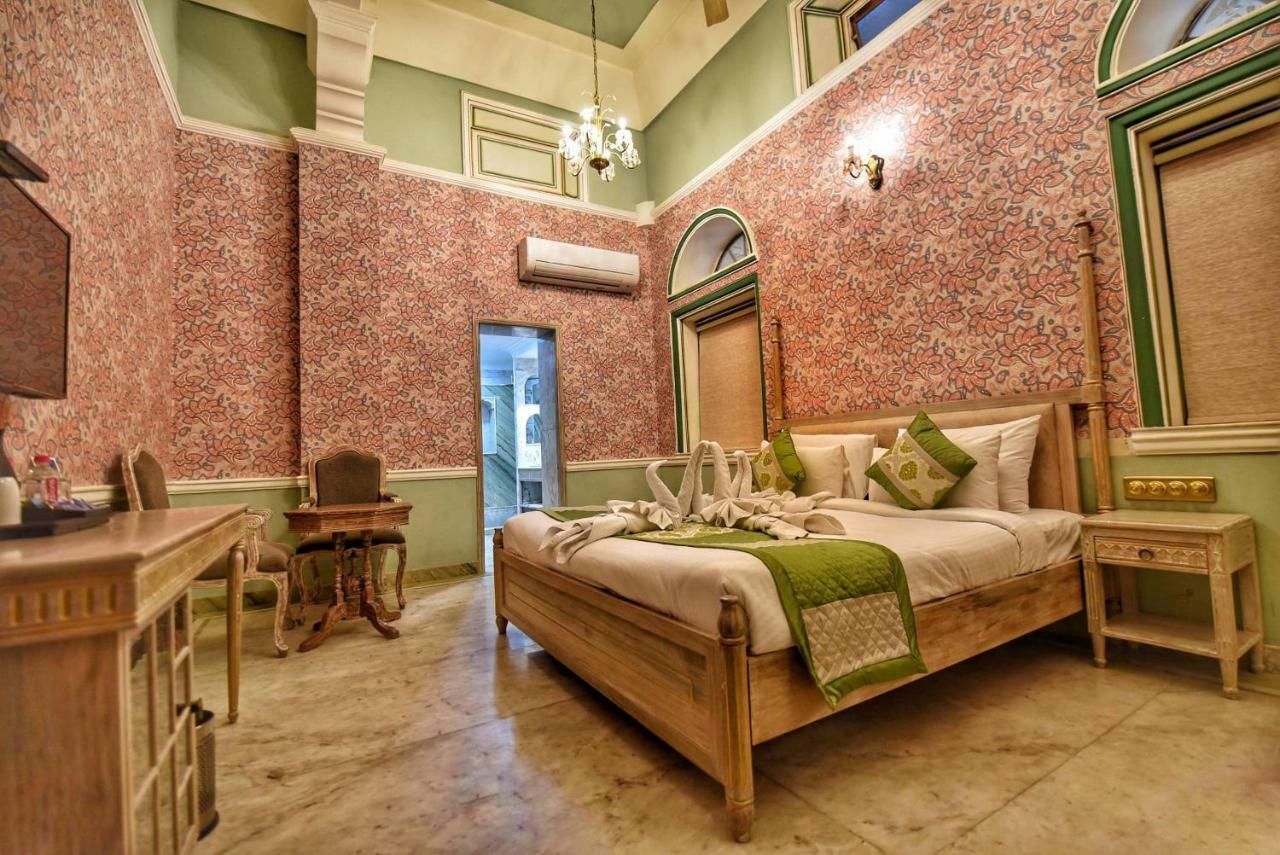 Nirbana Palace - A Heritage Hotel And Spa Jaipur Exteriör bild
